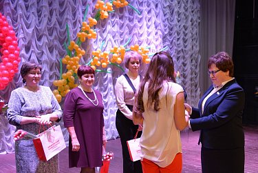 В Оренбуржье чествовали женщин